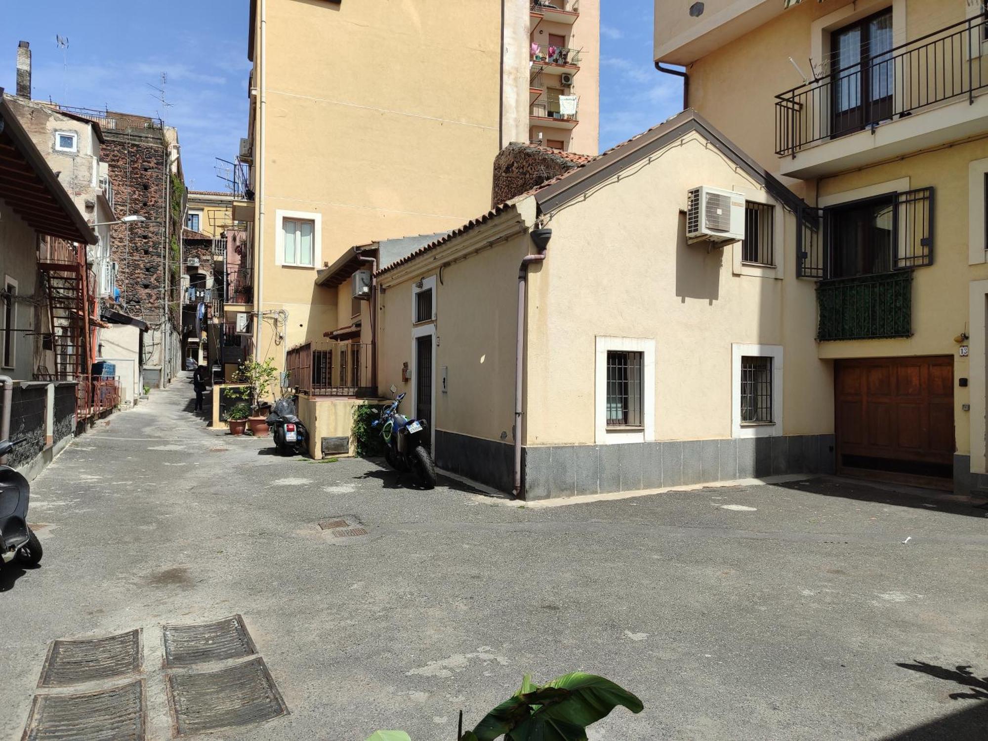 Le Case Del Cortile Catânia Exterior foto